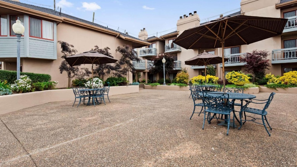 Victorian Inn Main image